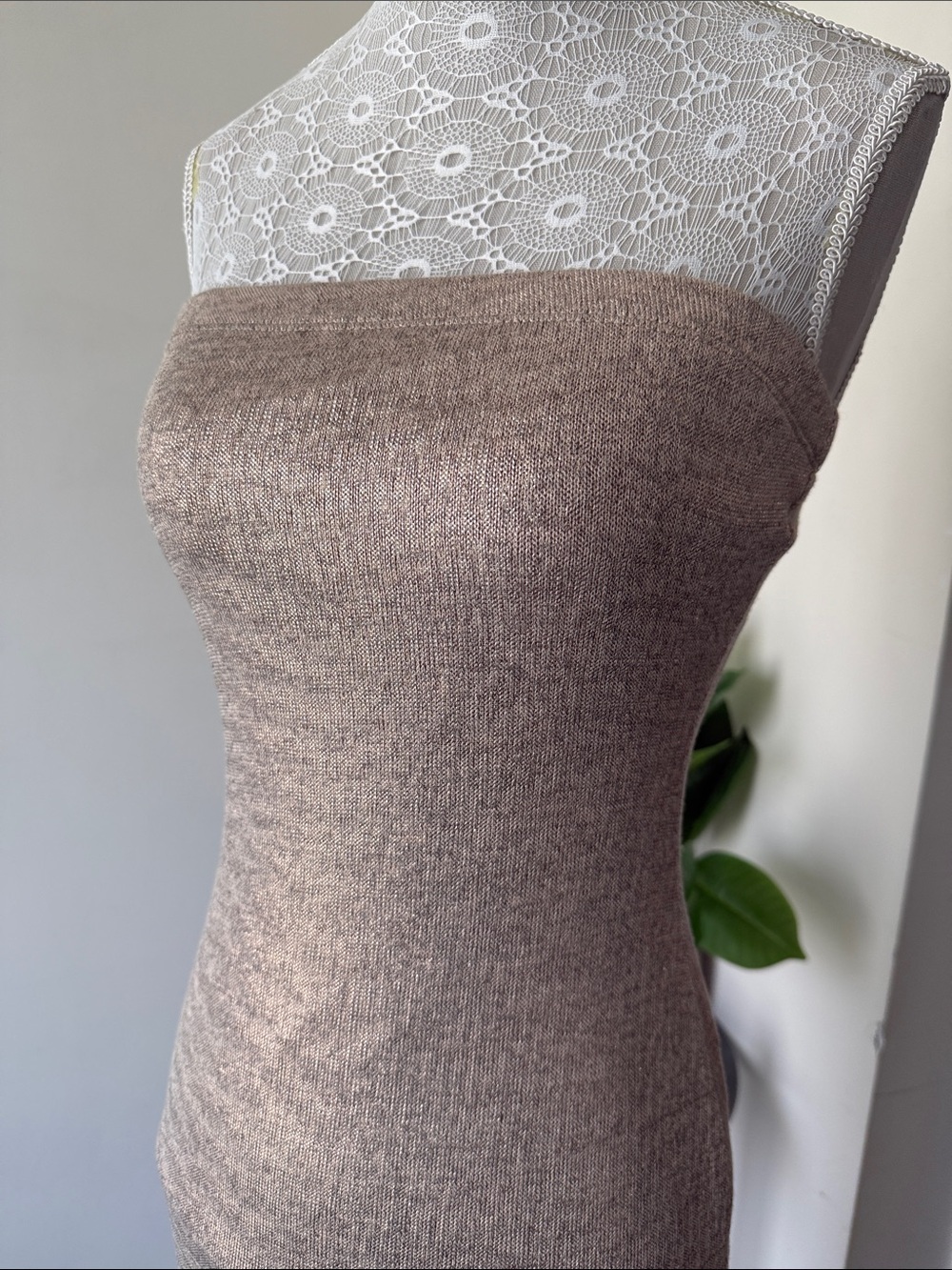 Shimmering Strapless Midi Dress - Picture 3 of 8
